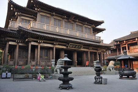 銅雕香積寺
