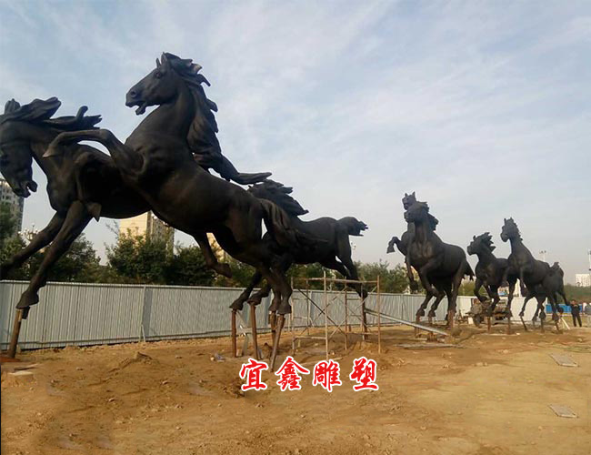 銅馬雕塑