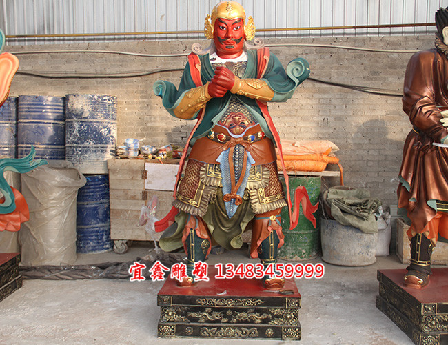 四大神像