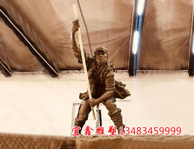 上甘嶺戰役《清晨的西路號角》雕塑