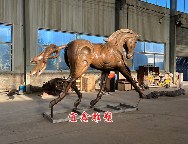 馬右側(ce) 麵