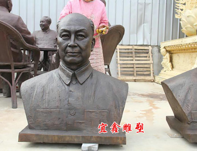 錢學森半身像雕塑