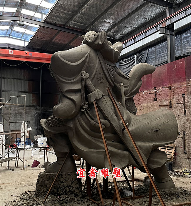 關(guan) 公像背麵