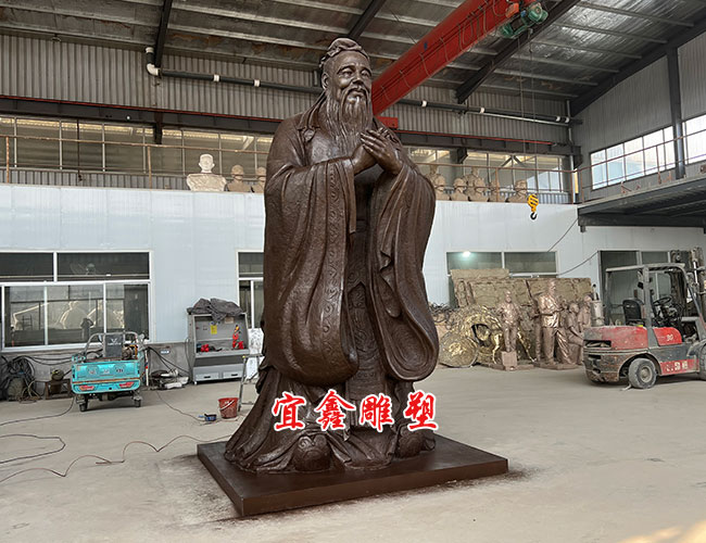 孔子雕塑