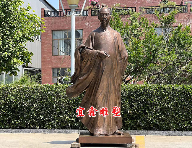 傅山鑄銅雕像 高2米