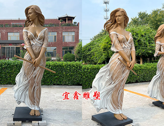 紗女銅雕像